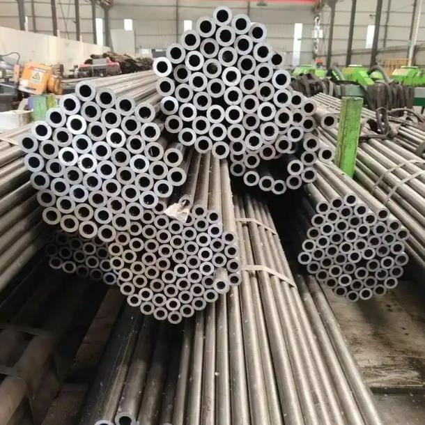 山東精密無(wú)縫鋼管批發(fā)價(jià)